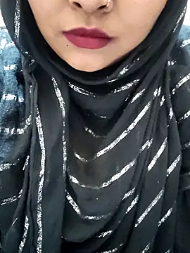 Indian-Nazia live sex cam