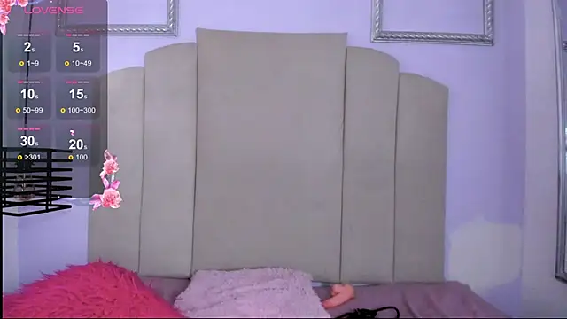 lunna_noiir's cam snapshot