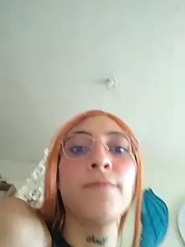 Dani-peggin live sex cam