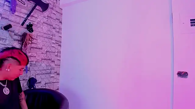 Arion_and_Velvet_bdsm's cam snapshot