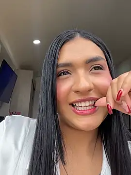 Amira-Zahra's cam snapshot