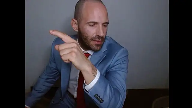 TheNakedPreacher live sex cam