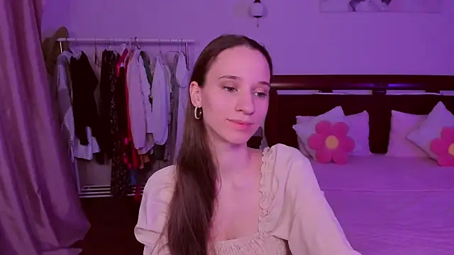 StaceySunny's cam snapshot