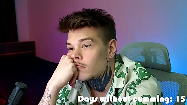 DENIS_HERE's cam snapshot