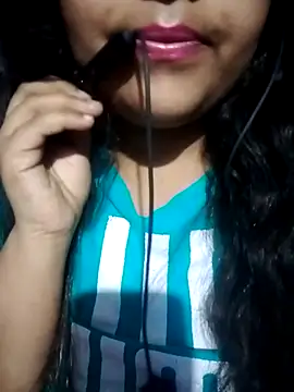 Love-Veronica's cam snapshot