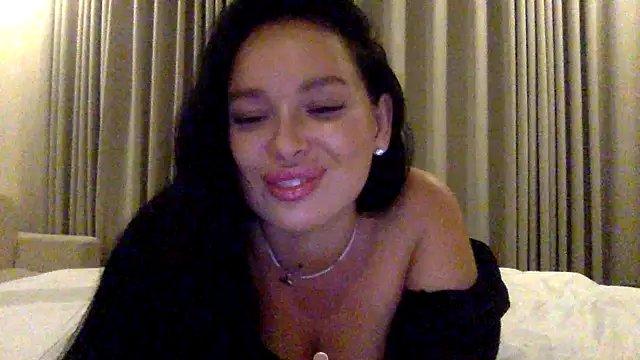 Fayronna's cam snapshot