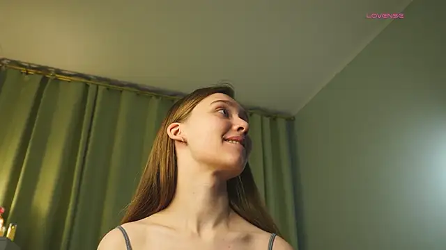 SharaNewbern's cam snapshot