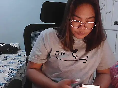 kinky_jewel's cam snapshot