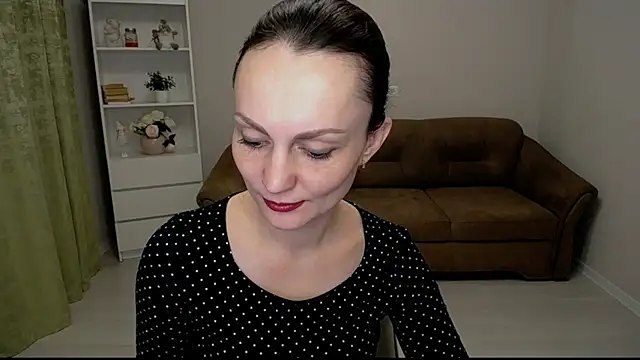 Lily_sane1's cam snapshot