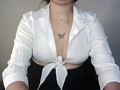 HOTTIE_PIHU's cam snapshot