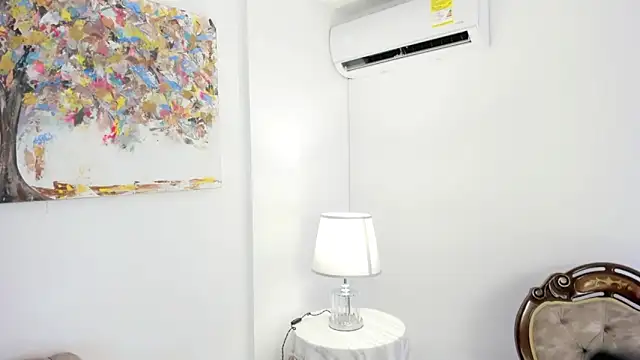 light_eyes_'s cam snapshot