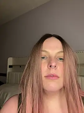 justbetweenus2's cam snapshot