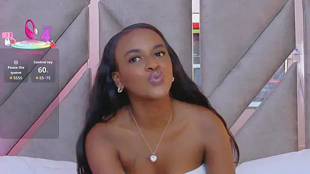 Sally-Noa's cam snapshot