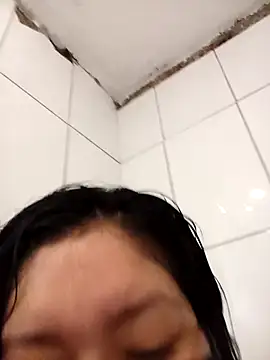 KittyLesly live sex cam