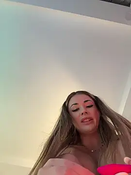 IsabellaEtthan live sex cam