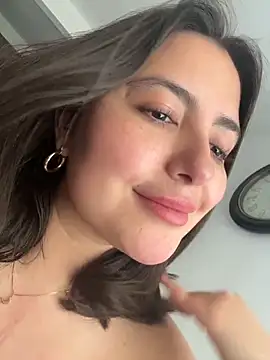 sukhakunis1 live sex cam