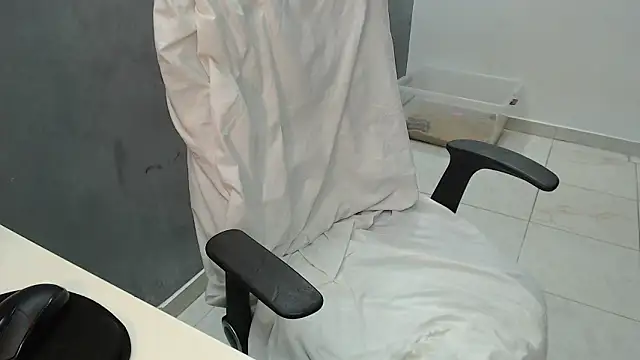 harold_18_ live sex cam