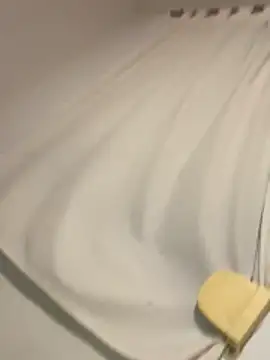 CubanHotMilk21 live sex cam