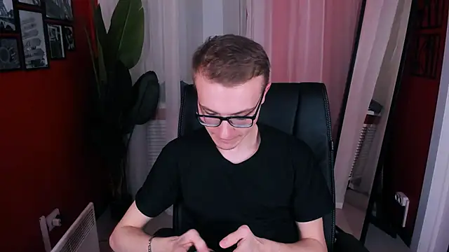 Emmit_Barker live sex cam