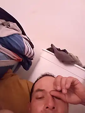 Mycansonhot's cam snapshot