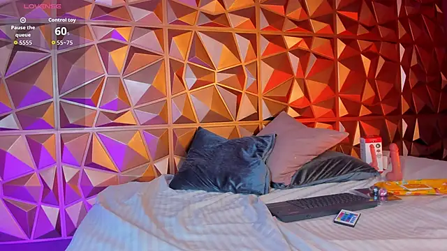 SukyBits's cam snapshot