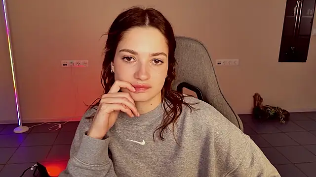 KiraVair's cam snapshot