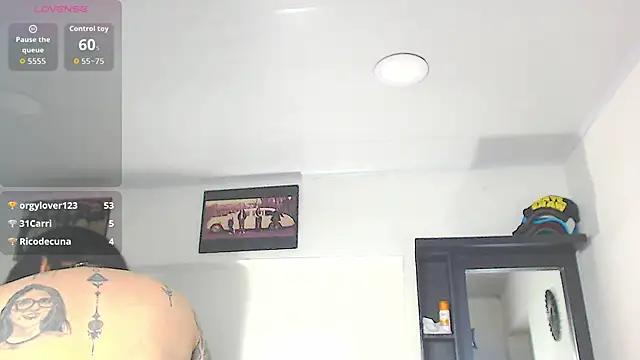 Vicky_hotmilf's cam snapshot