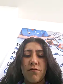 CAROLINE__07's cam snapshot