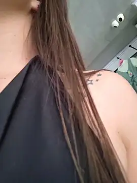 EmmaValencia_'s cam snapshot