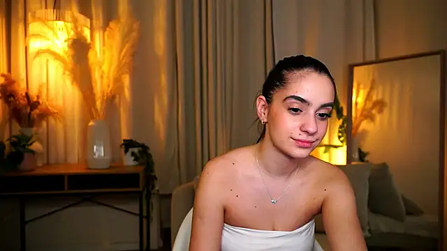 miilky_wayy's cam snapshot