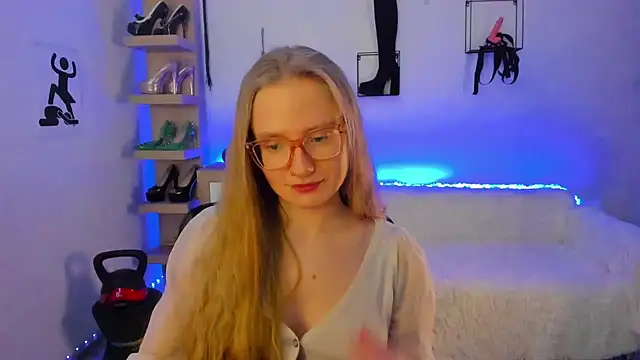 NancyHottie's cam snapshot