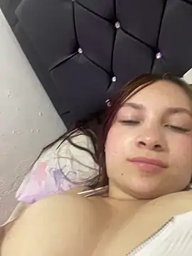 cloe_weiss's cam snapshot