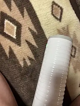 Hideen-real-face live sex cam