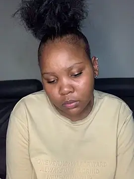 Scarlettxx21's cam snapshot