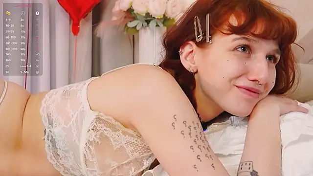 LeelooYolo live sex cam