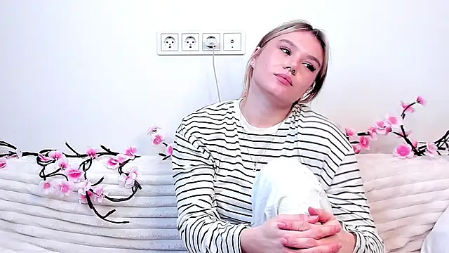 JonnaWalby's cam snapshot