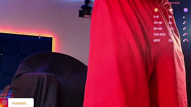 kuzzcoo live sex cam