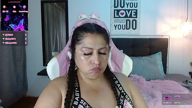 Keyla01_'s cam snapshot