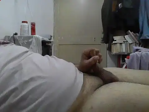 memanas13's cam snapshot