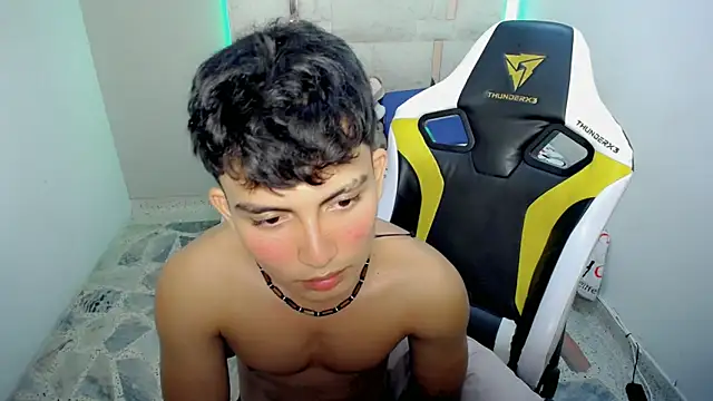 Green_XoX live sex cam