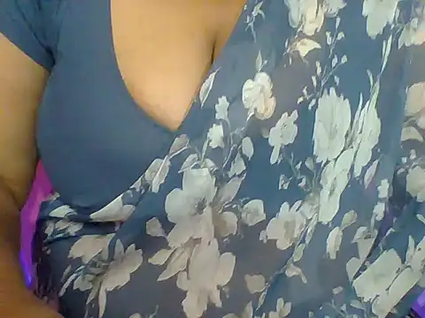 radhatelugu's cam snapshot