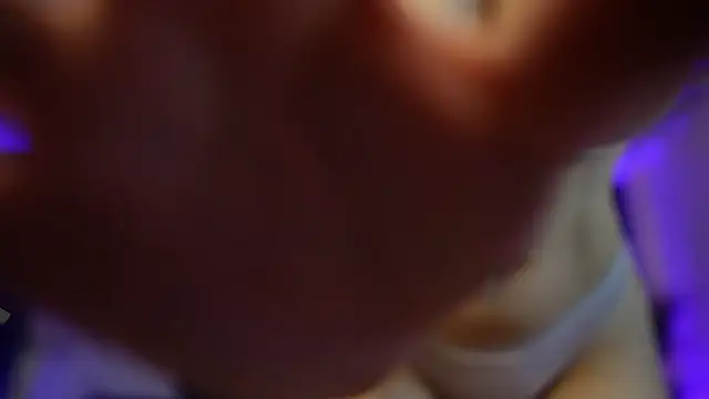 KimmBlaze's cam snapshot