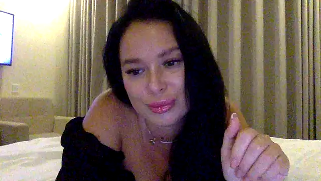 Fayronna's cam snapshot