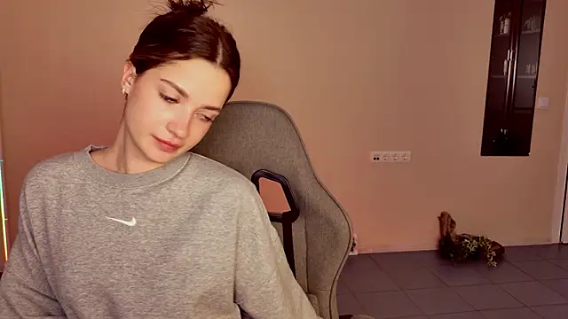 KiraVair's cam snapshot