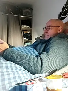 bogland33's cam snapshot