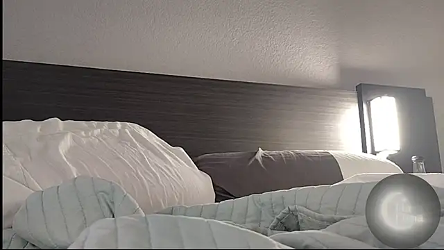 tialuna_x69 live sex cam