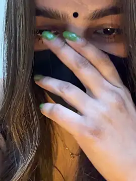 Cute-Sakhi live sex cam