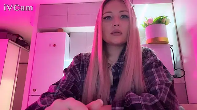 Biryanna live sex cam