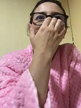 Shayla--broos's cam snapshot