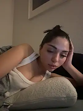 SilkyMira's cam snapshot